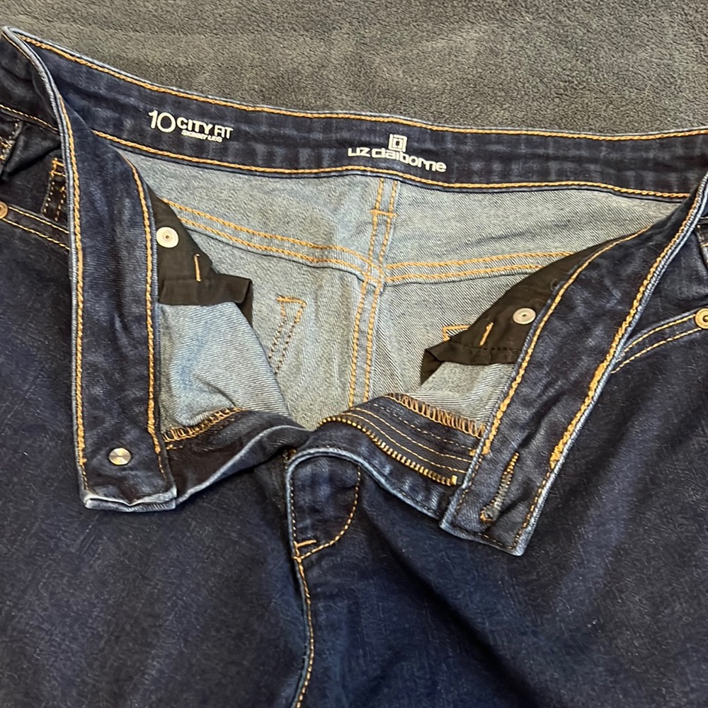 Women’s Liz Claiborne